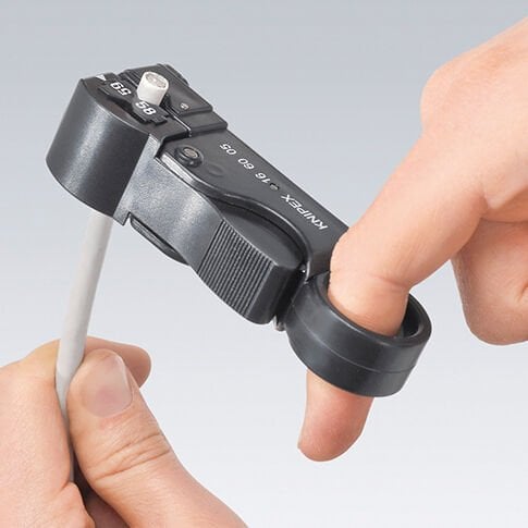 COAX KABLO SIYIRMA ALETİ